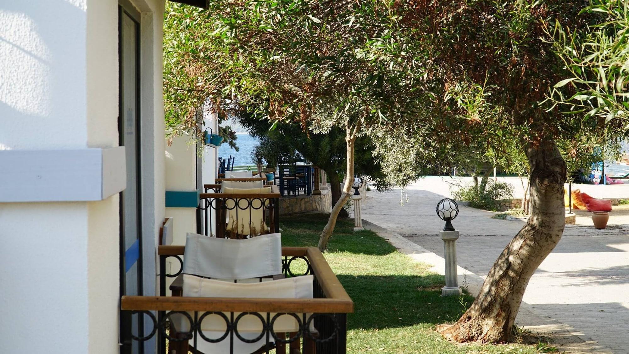 Maya Bistro Hotel & Beach Siğacık Esterno foto